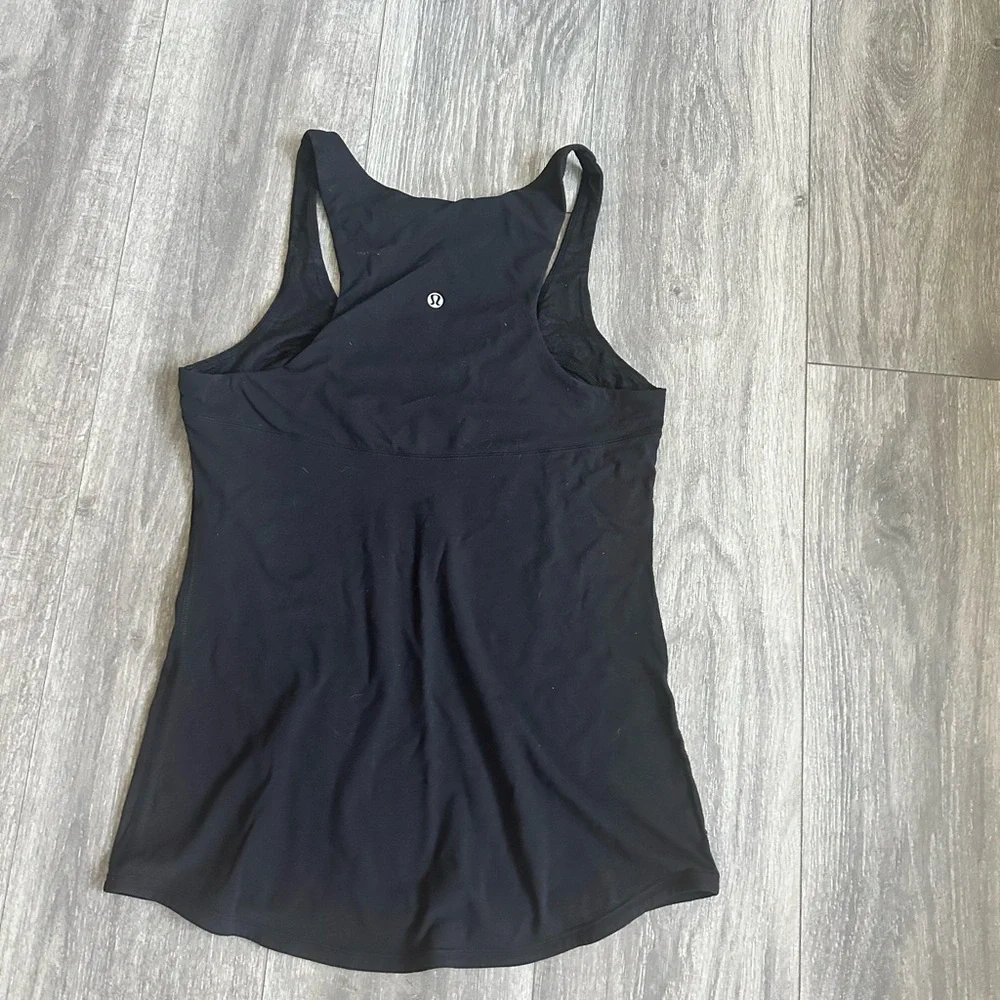 Lululemon Athletica Black Sleeveless Tank Top - Picture 2 of 6